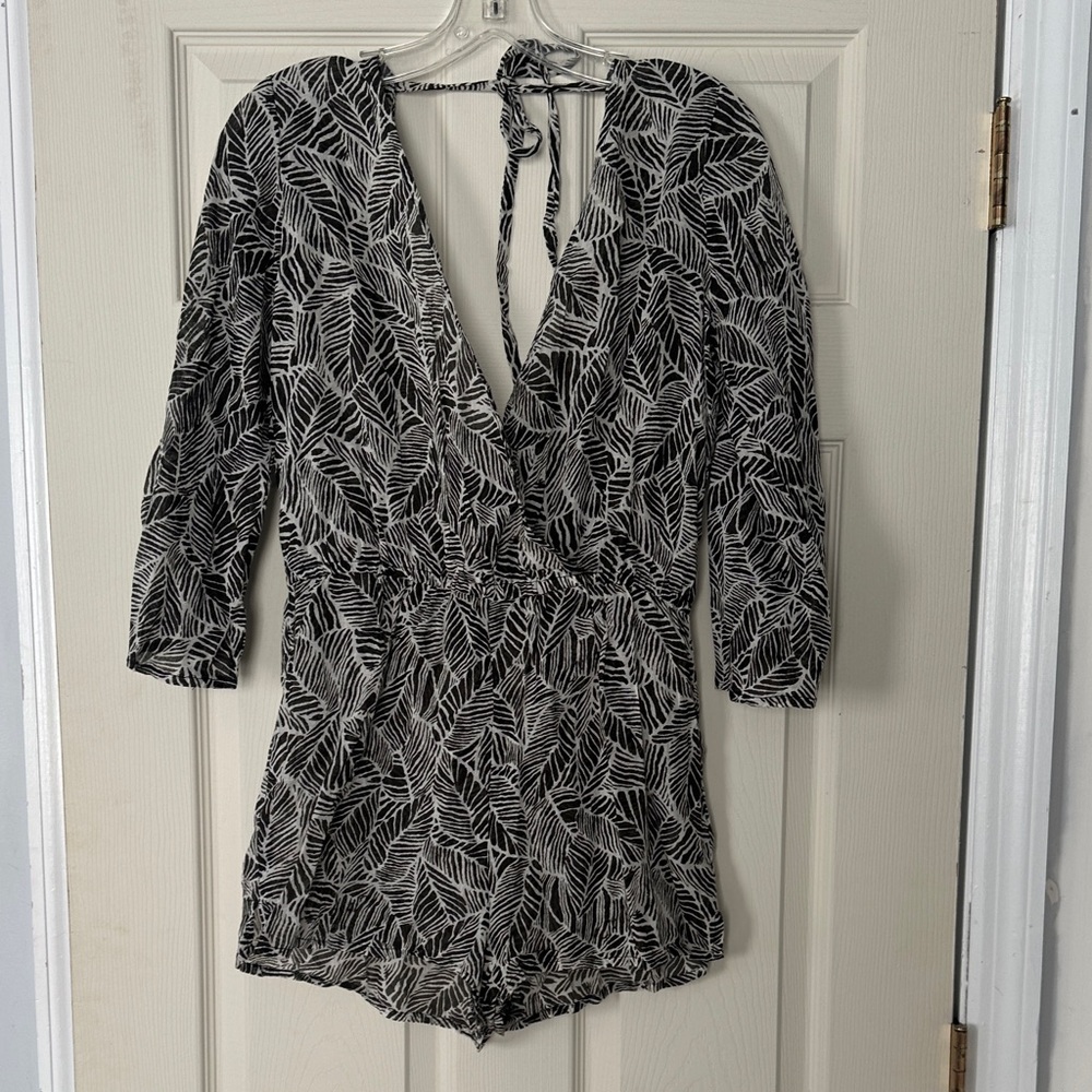 RVCA Monochrome Leaf Print Romper